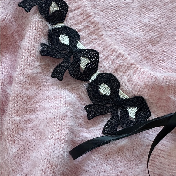 For Love & Lemons pink fuzzy cropped bow cardigan coquette style S - Picture 4 of 4